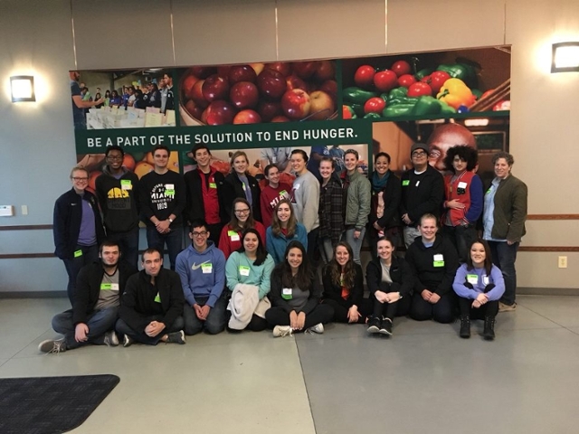 group of students at the food pantry in nashville